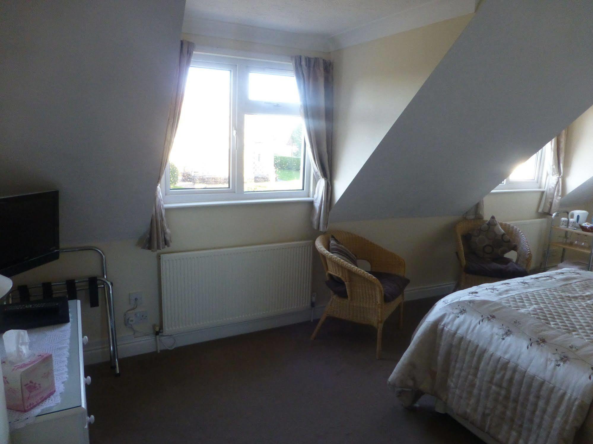 Beech Lodge Guest House New Milton Εξωτερικό φωτογραφία