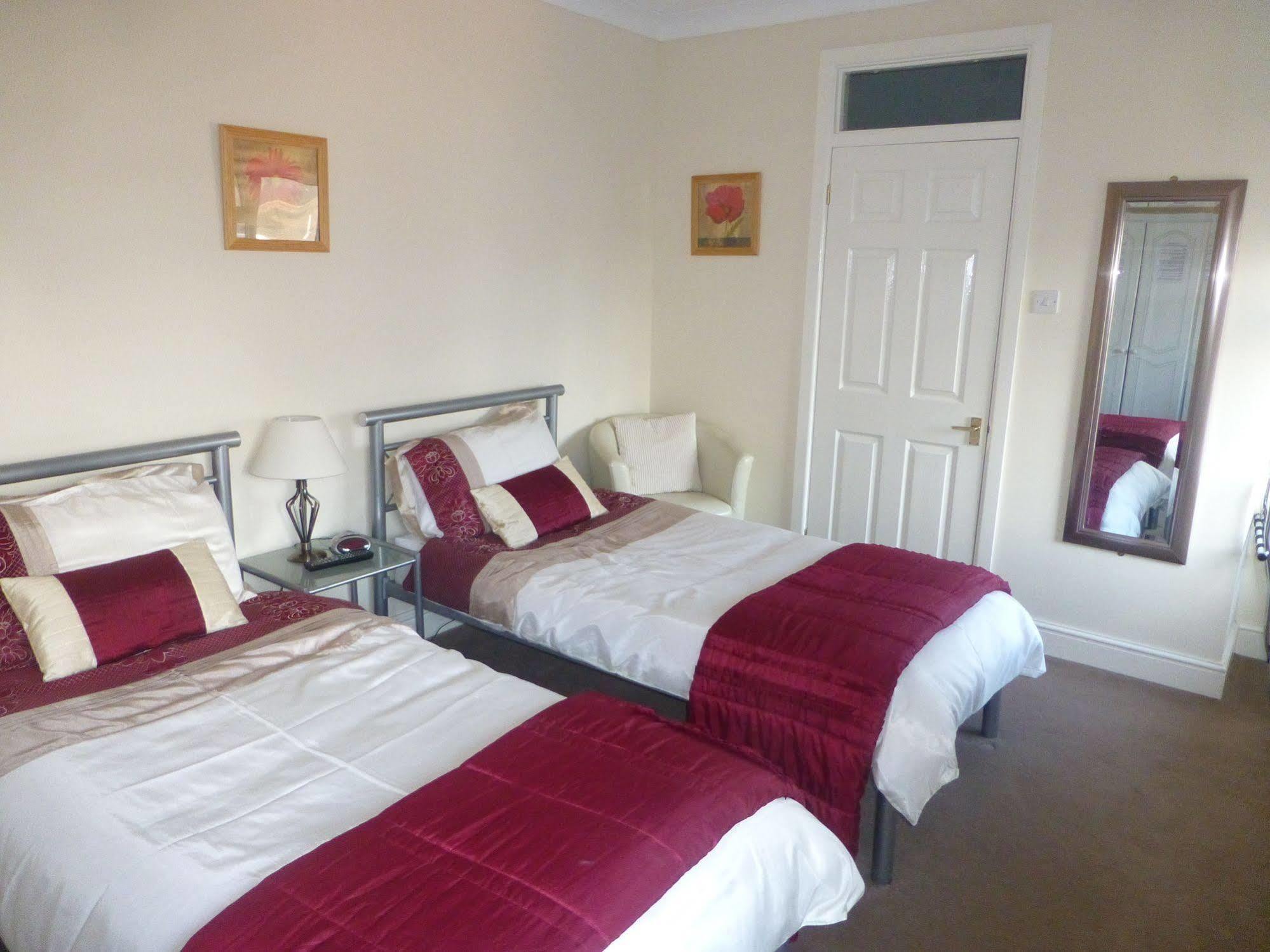 Beech Lodge Guest House New Milton Εξωτερικό φωτογραφία